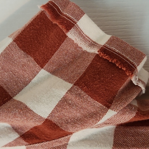 TrueCraft women Rust/Cream Buffalo Plaid Size Large - Picture 2 of 7